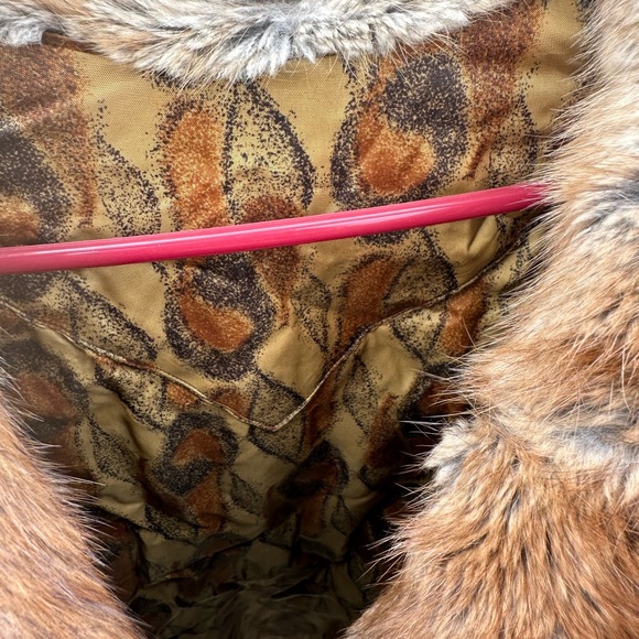 Real fur jacket with hood - Picture 4 of 13